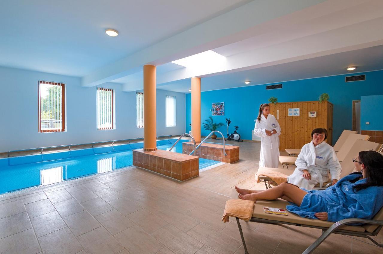 Spa Hotel Centrum Frantiskovy Lazne Exterior photo